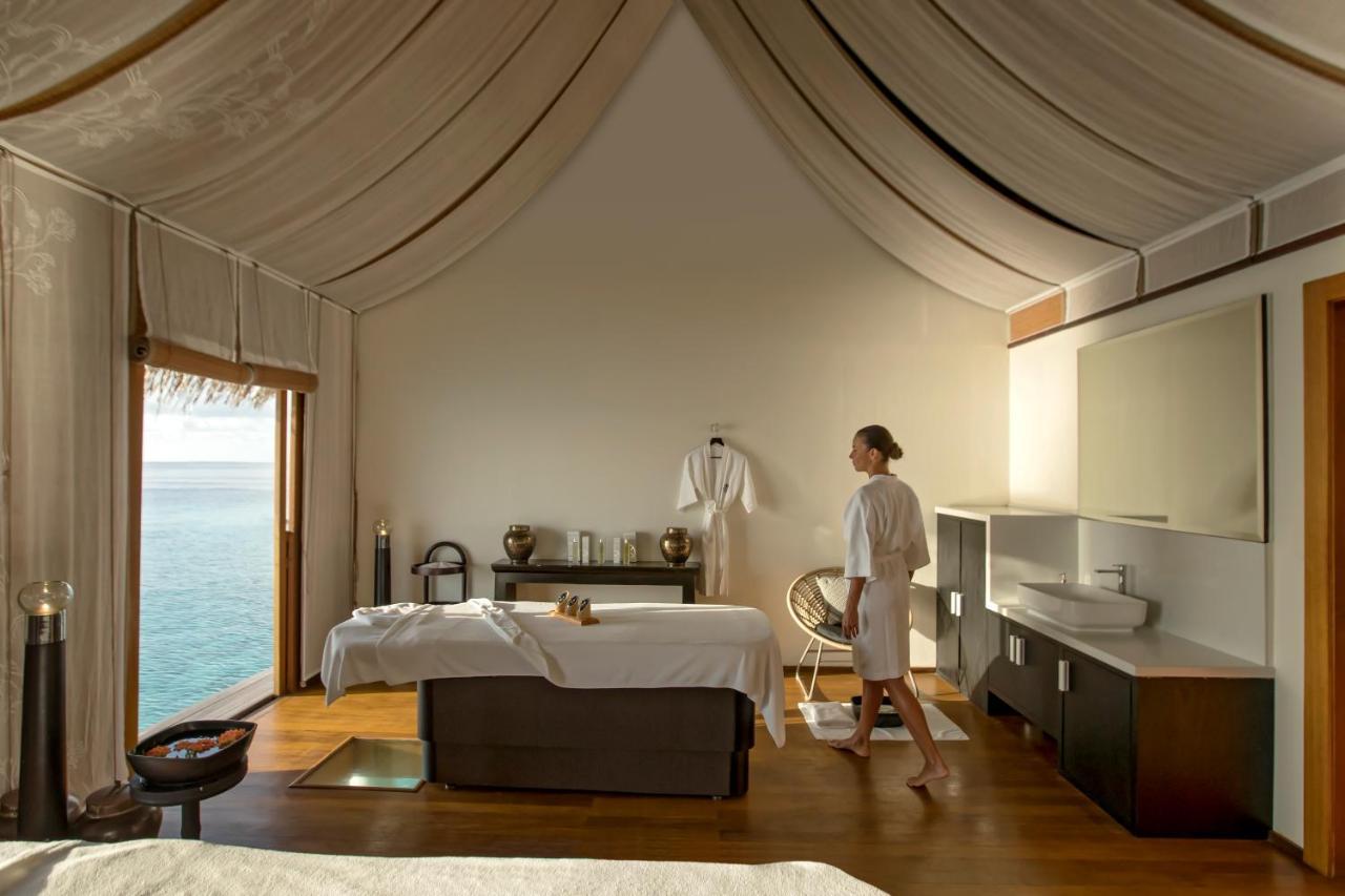 Constance Moofushi Maldives Hotel Himandhoo Exterior photo